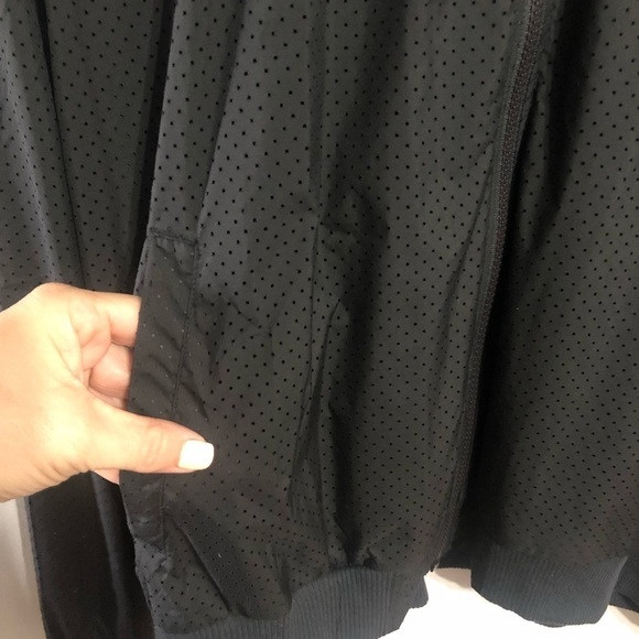 VS PINK NWOT Perforated Jacket - Picture 4 of 6